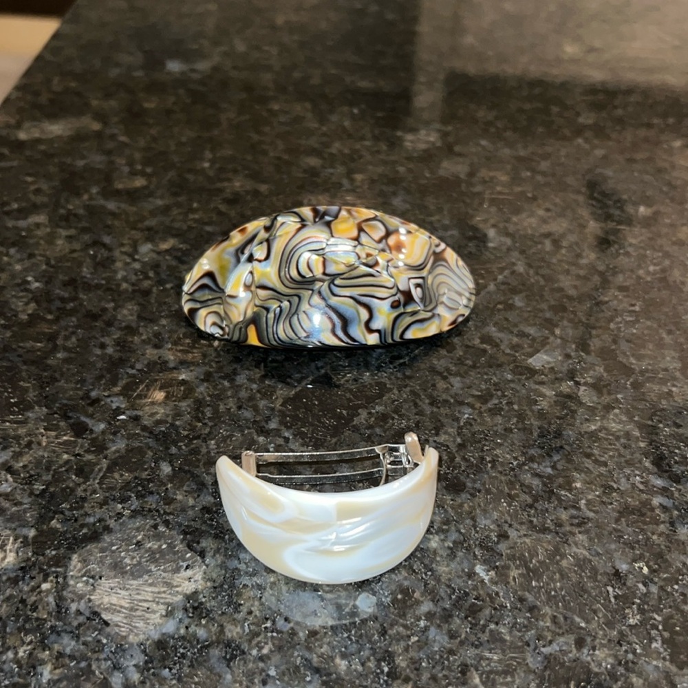 Hair clips